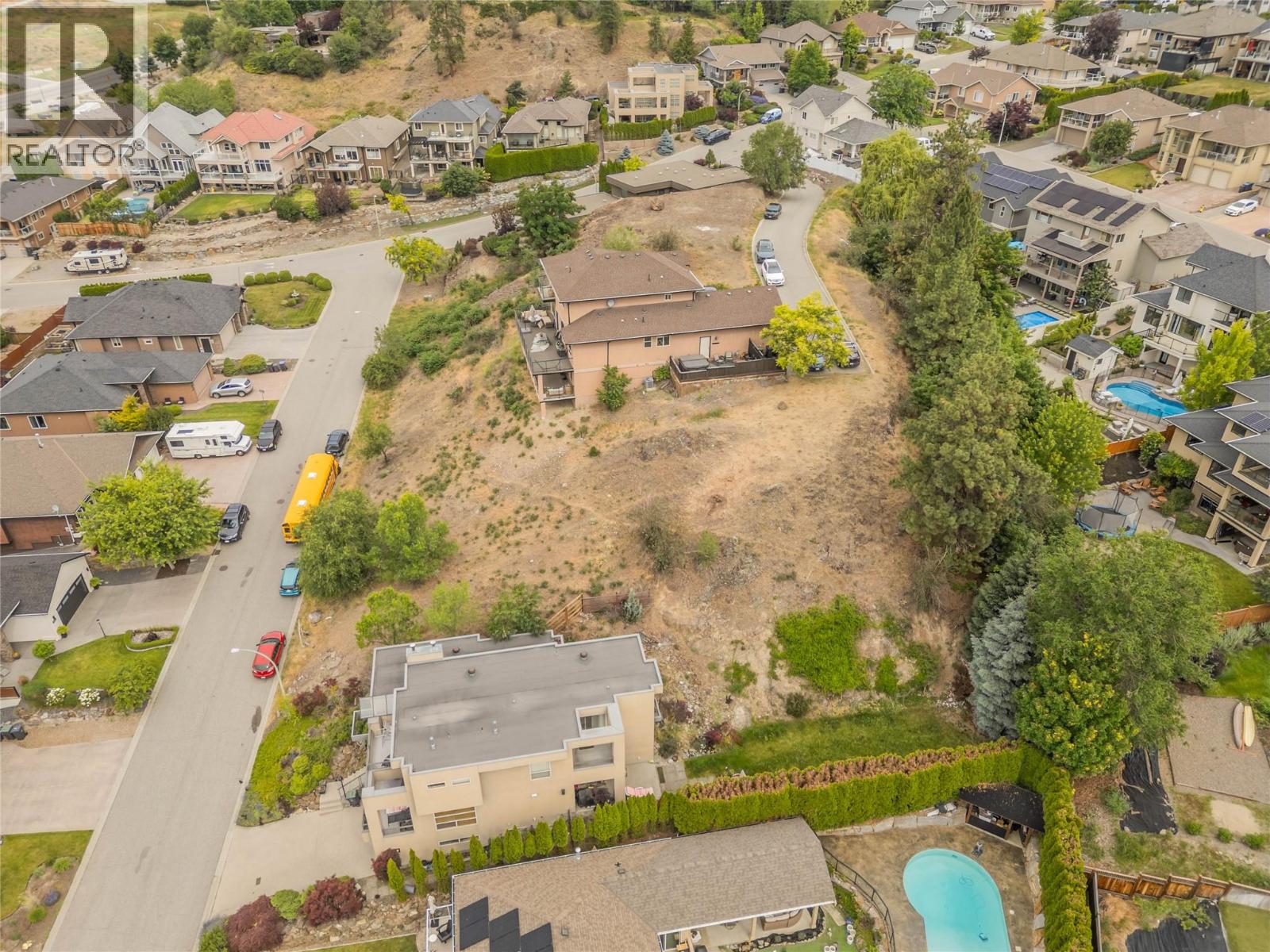 1691 Lindsay Drive, Kelowna, British Columbia  V1V 2P7 - Photo 5 - 10391072