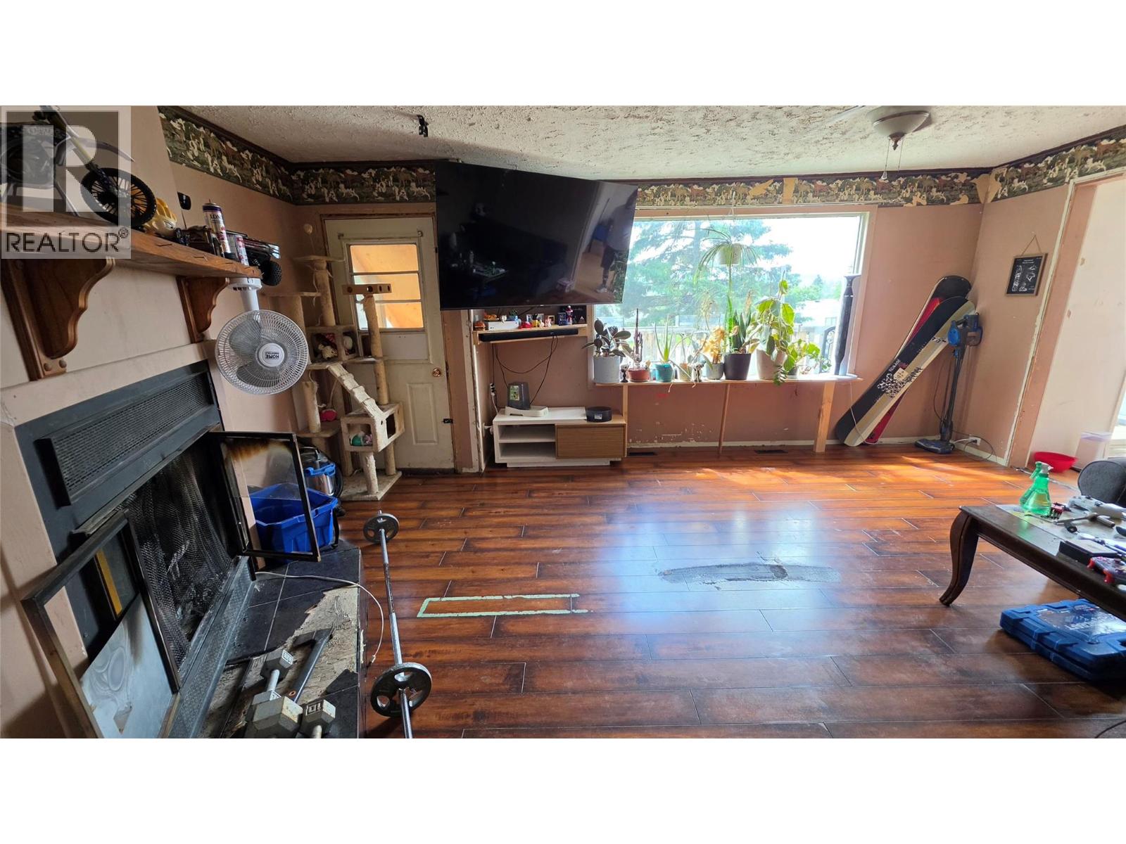 1416 94 Avenue, Dawson Creek, British Columbia  V1G 1G8 - Photo 4 - 10392176