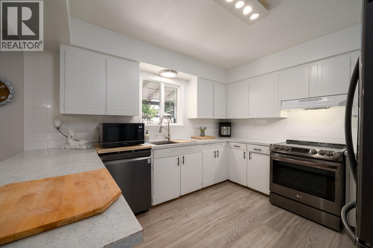 2591 Fleetwood Avenue, Kamloops, British Columbia  V2B 4T1 - Photo 3 - 10392171