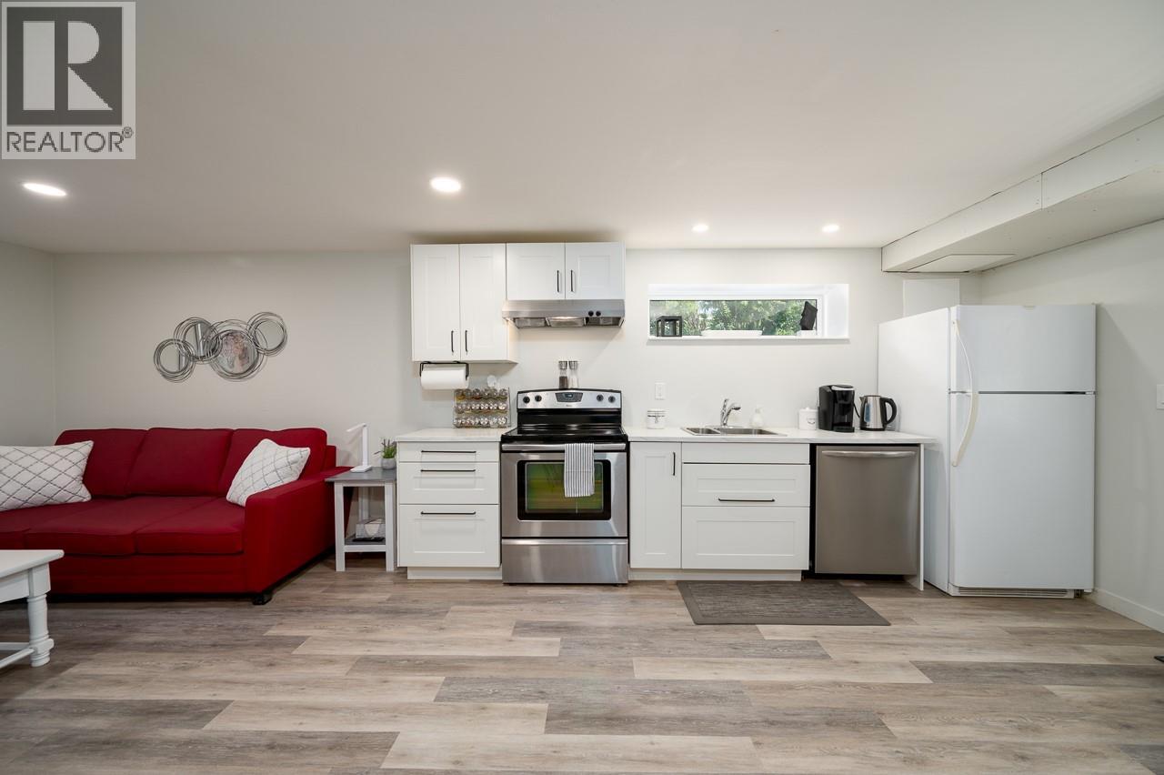 2591 Fleetwood Avenue, Kamloops, British Columbia  V2B 4T1 - Photo 30 - 10392171