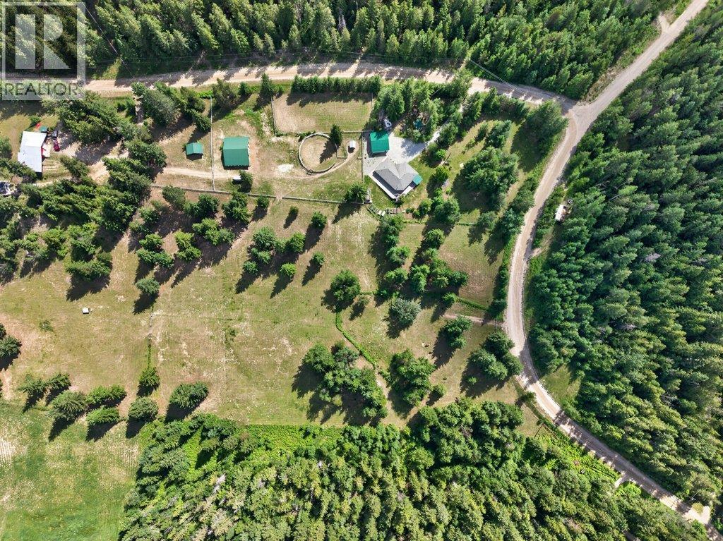 1140 Diamond Rock Road, Enderby, British Columbia  V4Y 4H7 - Photo 6 - 10391767