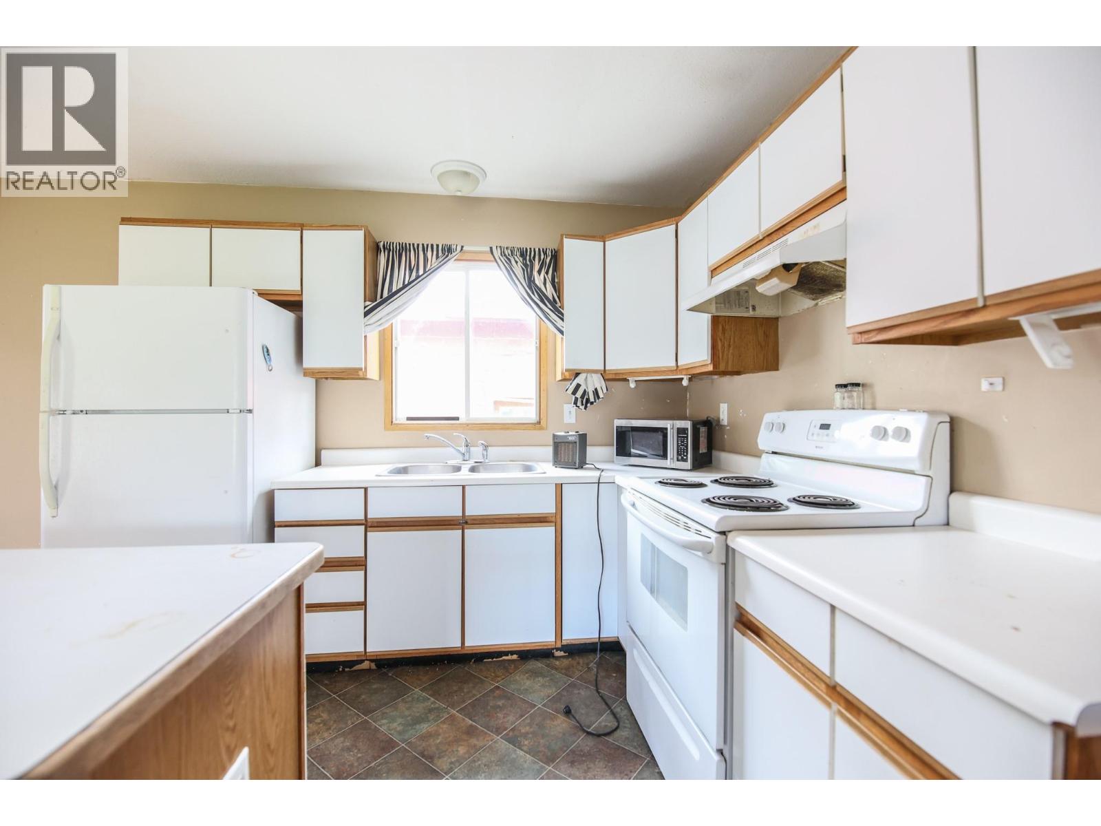 466 S Gold Avenue, Greenwood, British Columbia  V0H 1J0 - Photo 29 - 10391245