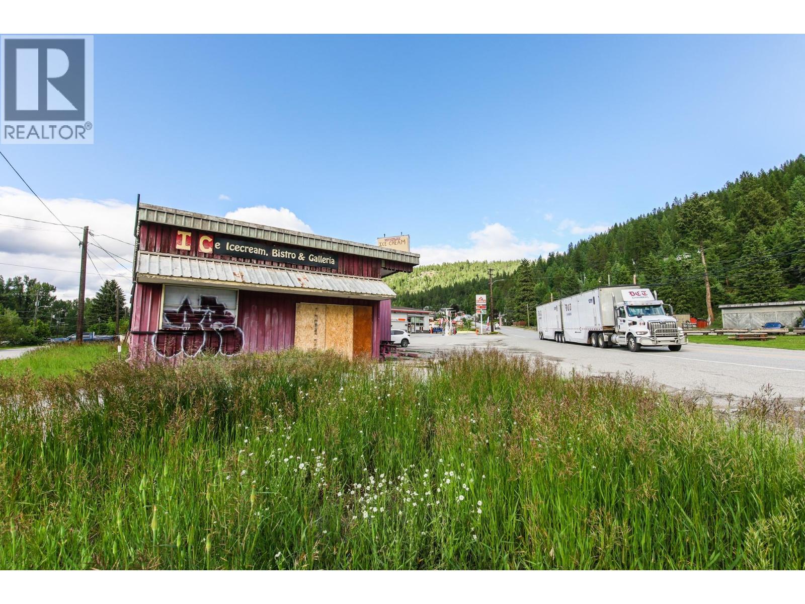 466 S Gold Avenue, Greenwood, British Columbia  V0H 1J0 - Photo 3 - 10391245