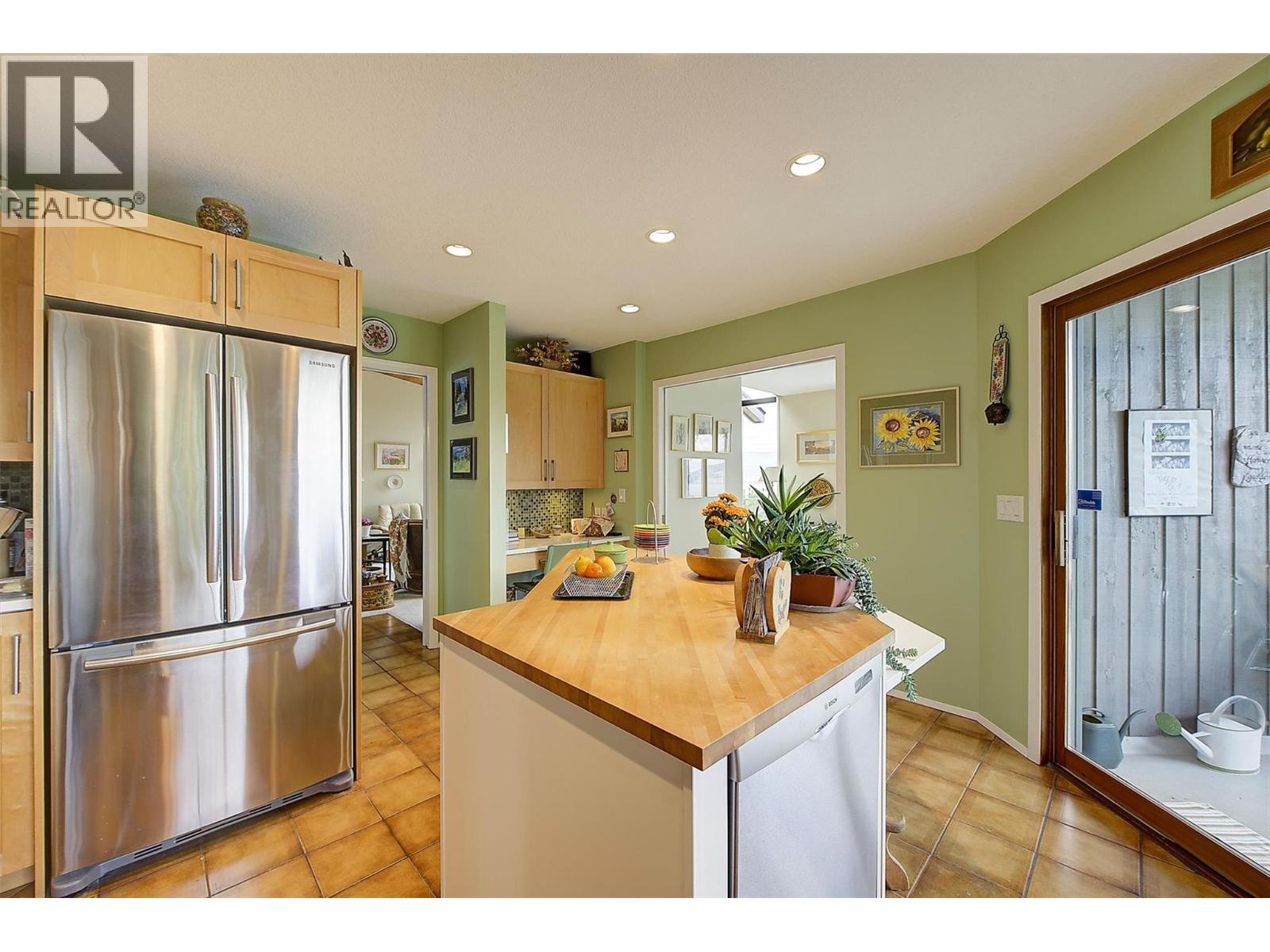 424 Edgemont Court, Kelowna, British Columbia  V1W 4J8 - Photo 30 - 10391673