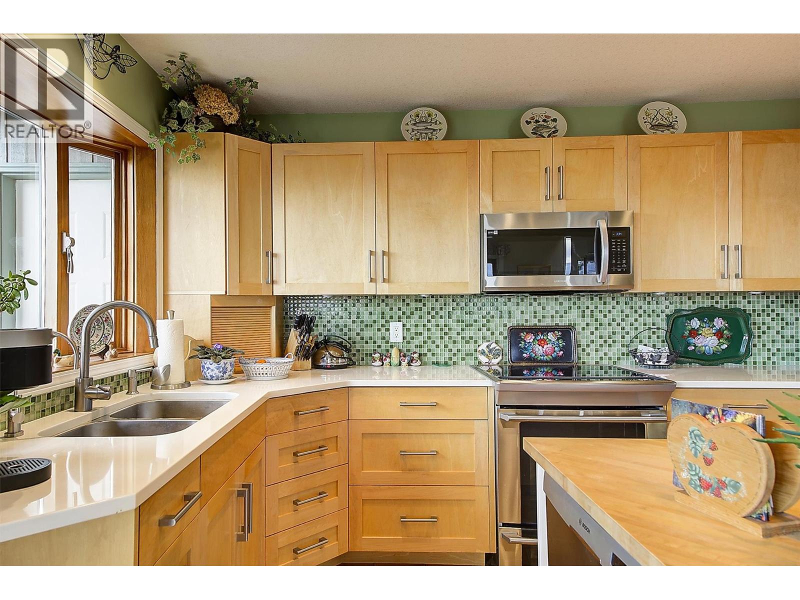 424 Edgemont Court, Kelowna, British Columbia  V1W 4J8 - Photo 34 - 10391673