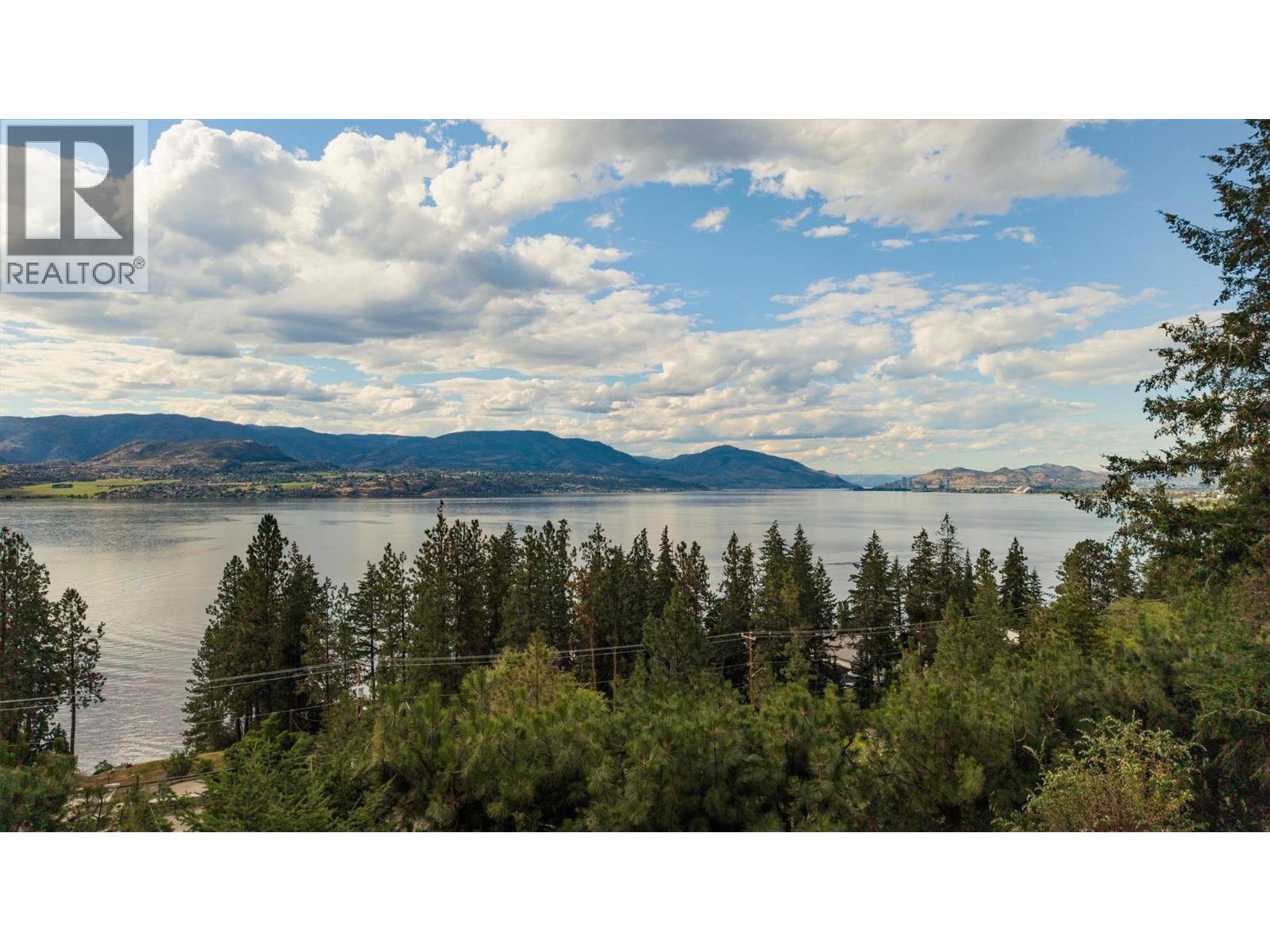 424 Edgemont Court, Kelowna, British Columbia  V1W 4J8 - Photo 4 - 10391673