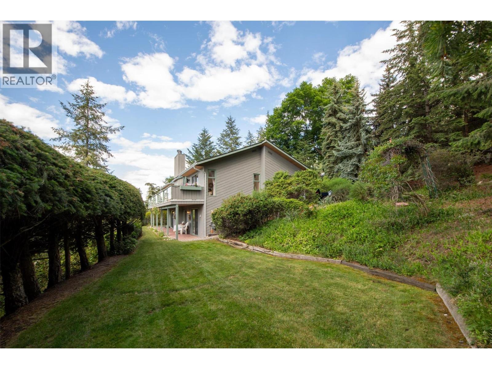 424 Edgemont Court, Kelowna, British Columbia  V1W 4J8 - Photo 68 - 10391673