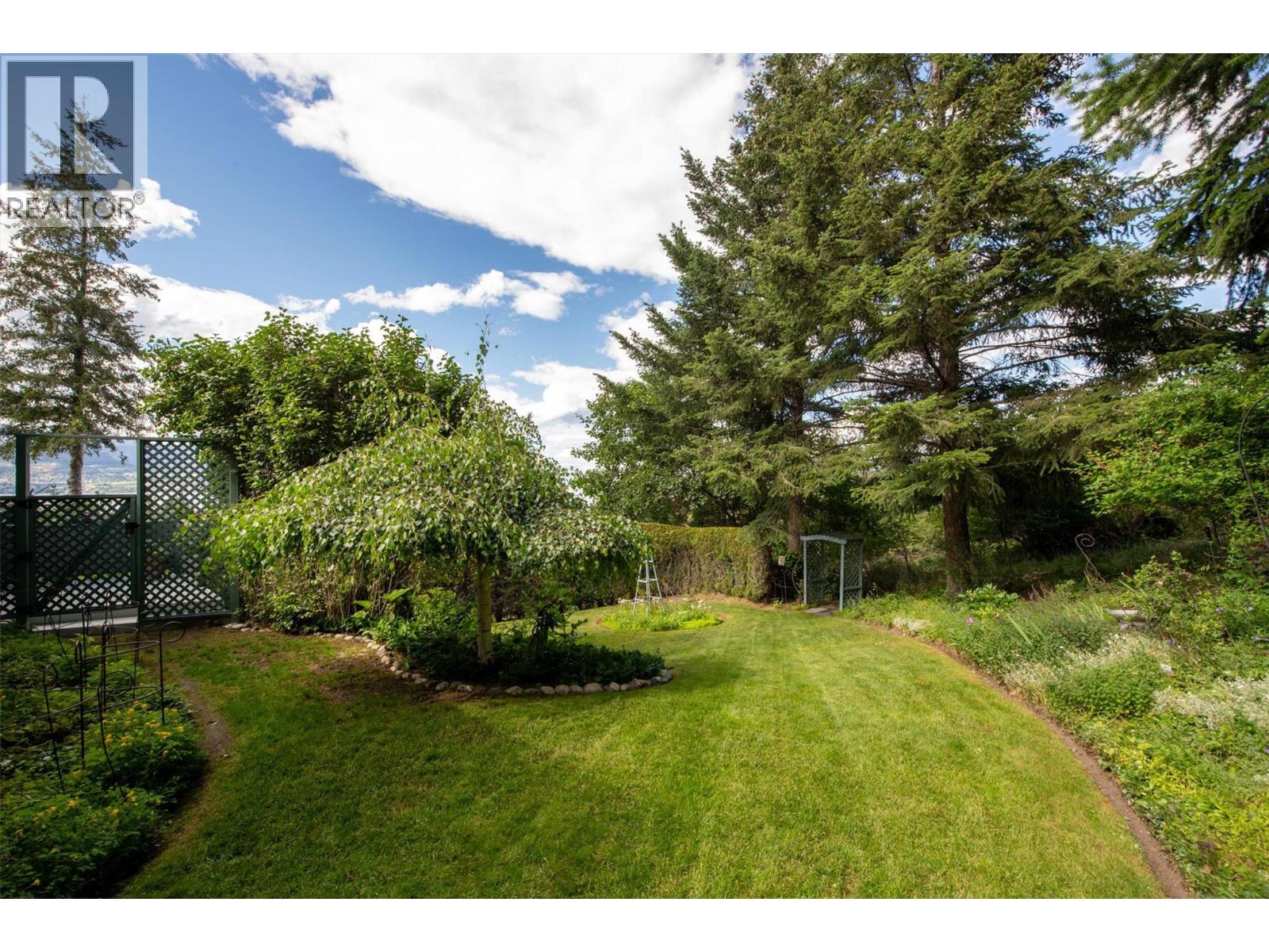 424 Edgemont Court, Kelowna, British Columbia  V1W 4J8 - Photo 69 - 10391673