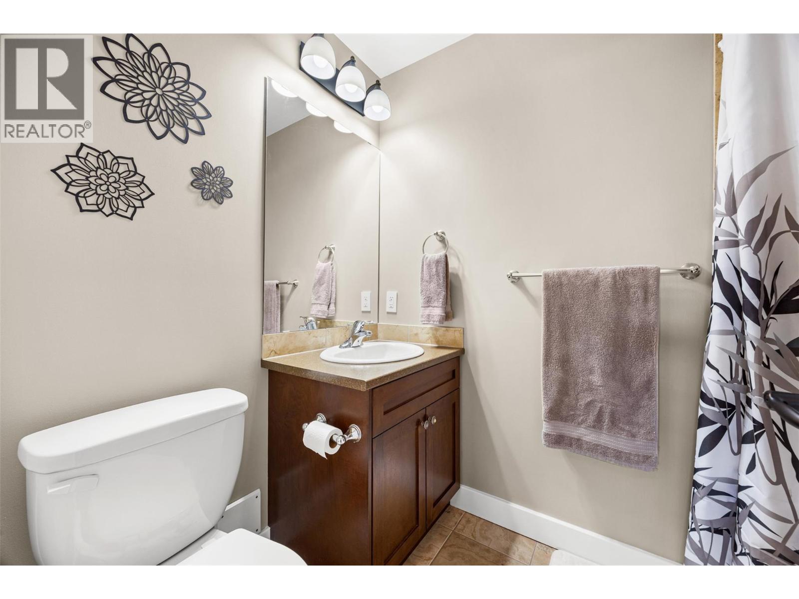 2070 Boucherie Road Unit# 301, West Kelowna, British Columbia  V4T 3K9 - Photo 15 - 10391654