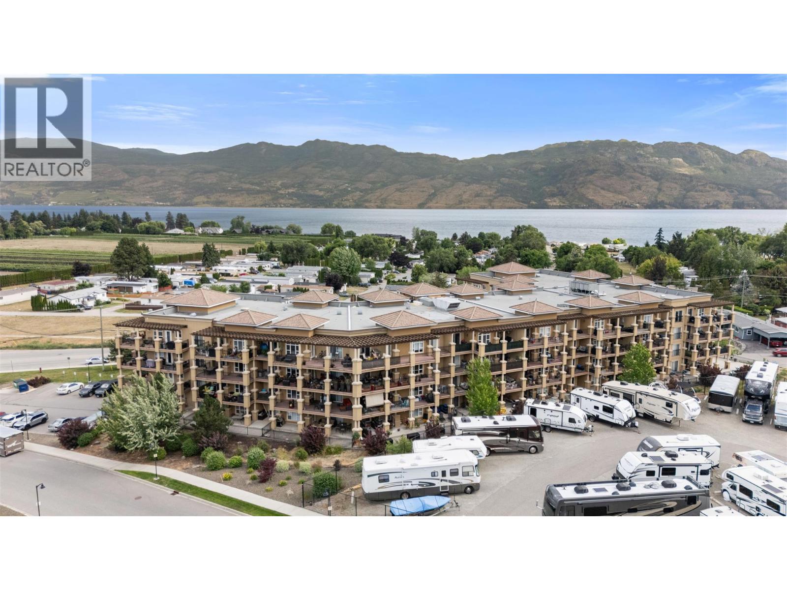 2070 Boucherie Road Unit# 301, West Kelowna, British Columbia  V4T 3K9 - Photo 2 - 10391654
