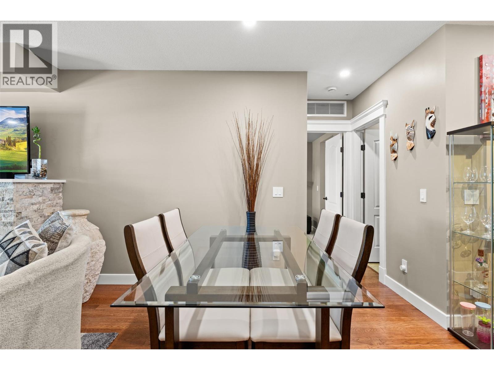 2070 Boucherie Road Unit# 301, West Kelowna, British Columbia  V4T 3K9 - Photo 8 - 10391654
