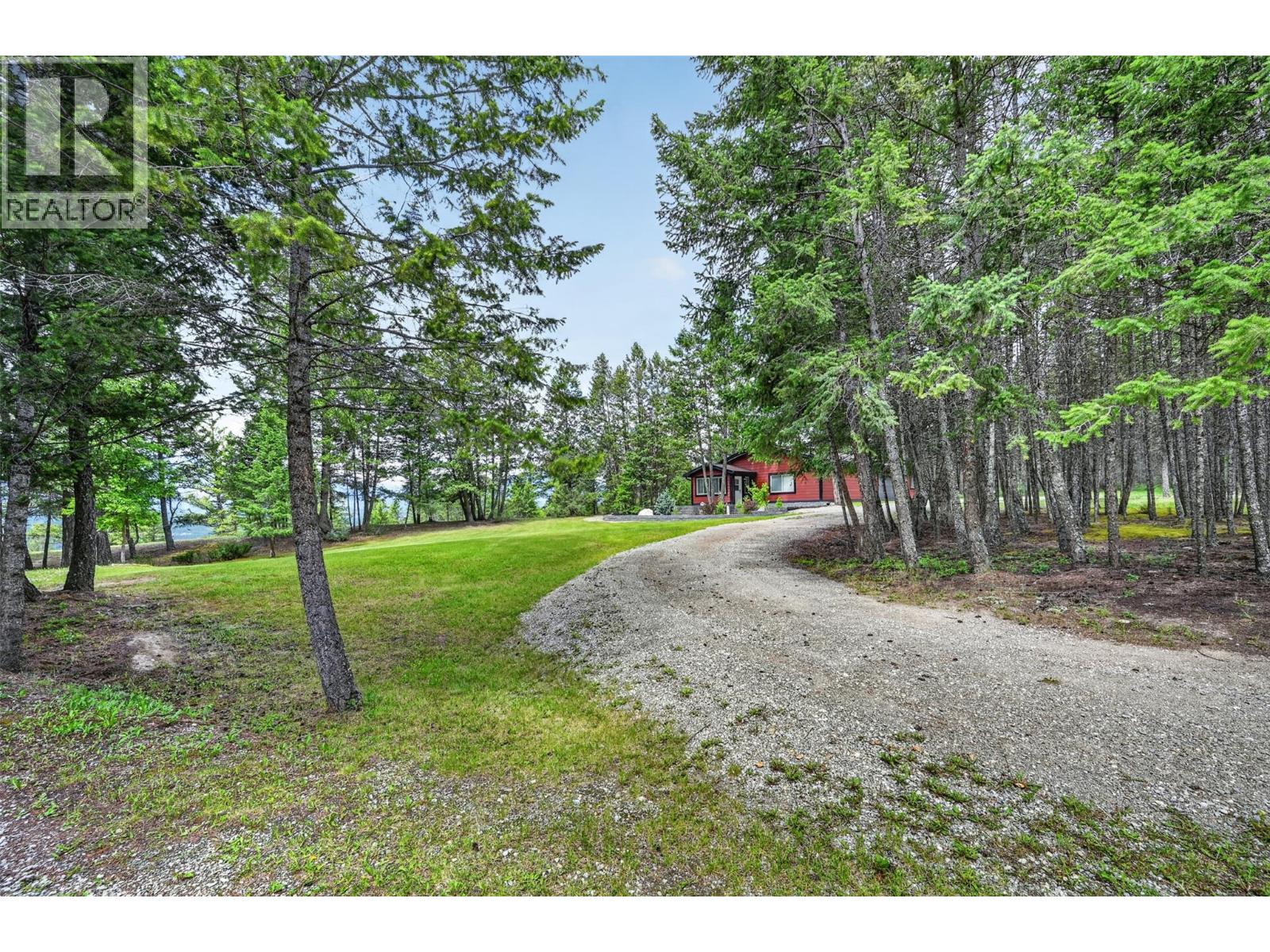 8566 Eacrett Road, Dry Gulch, British Columbia  V0A 1K2 - Photo 37 - 10391305