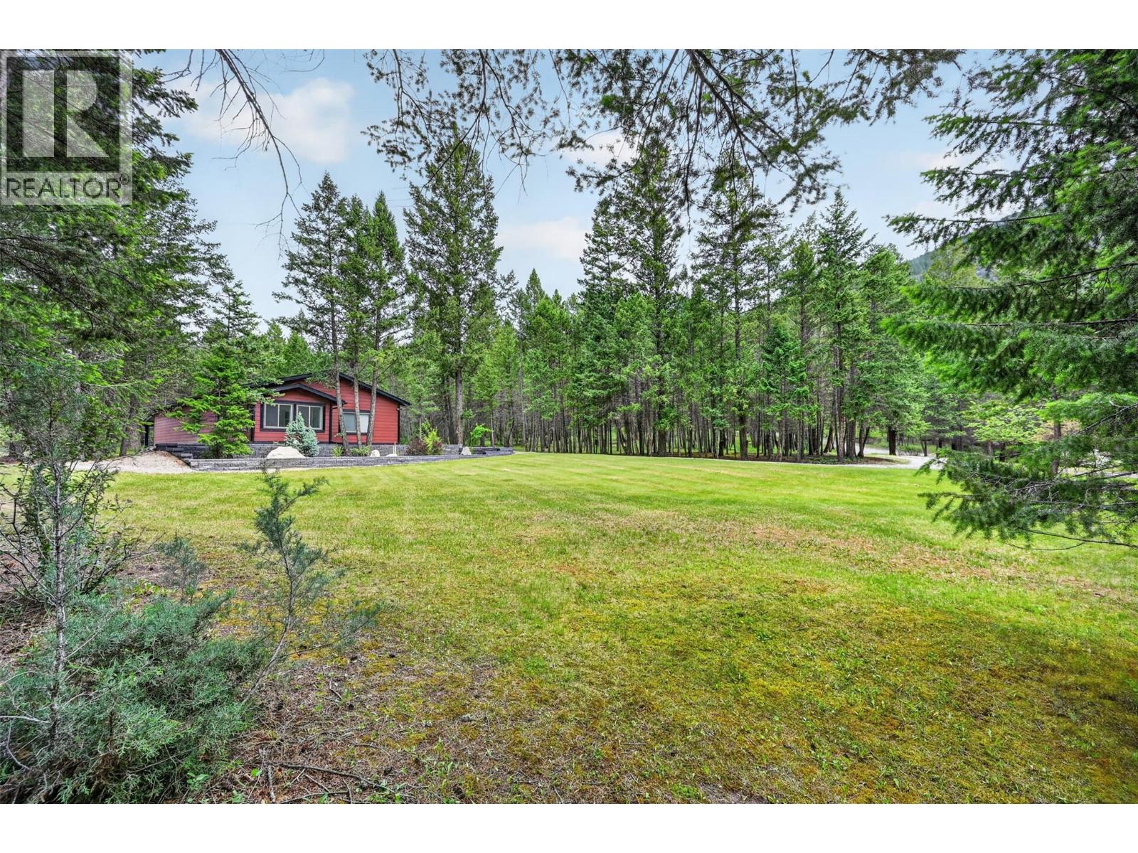 8566 Eacrett Road, Dry Gulch, British Columbia  V0A 1K2 - Photo 41 - 10391305