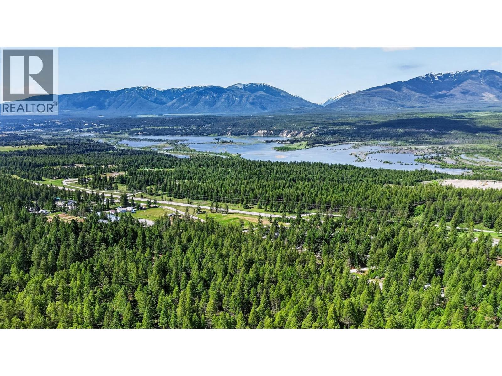 8566 Eacrett Road, Dry Gulch, British Columbia  V0A 1K2 - Photo 6 - 10391305