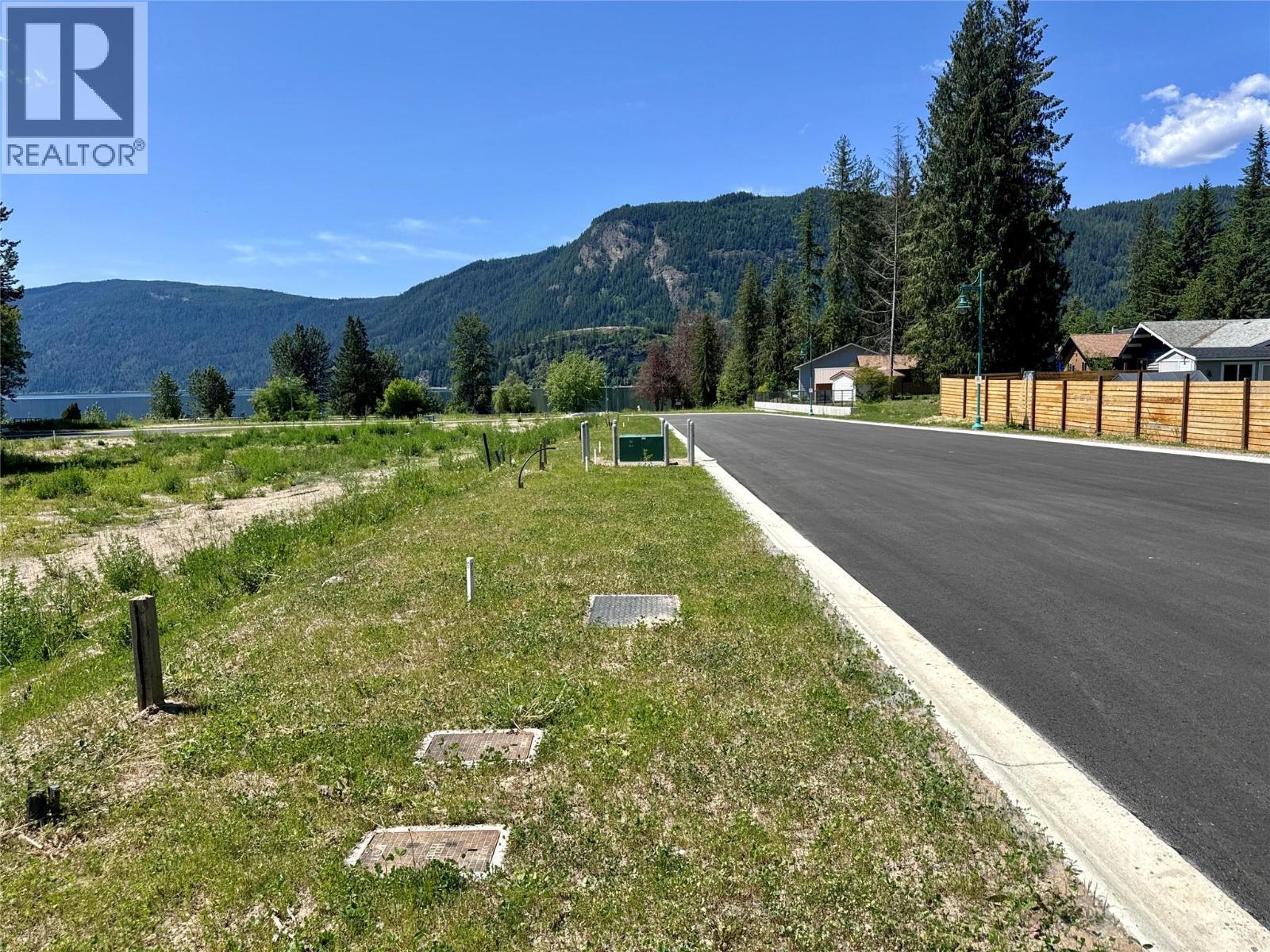 5 Wiseman Creek Court Lot# 12, Sicamous, British Columbia  V0E 2V1 - Photo 13 - 10390142