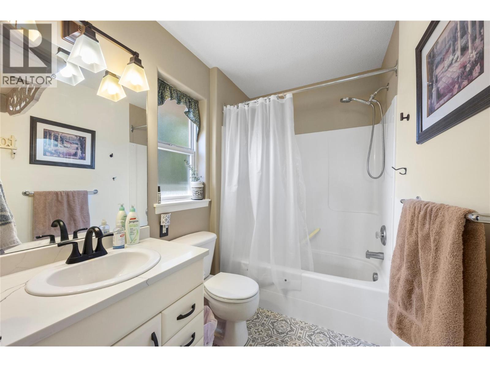 1070 Norview Road, Kamloops, British Columbia  V2B 8M1 - Photo 17 - 10392041