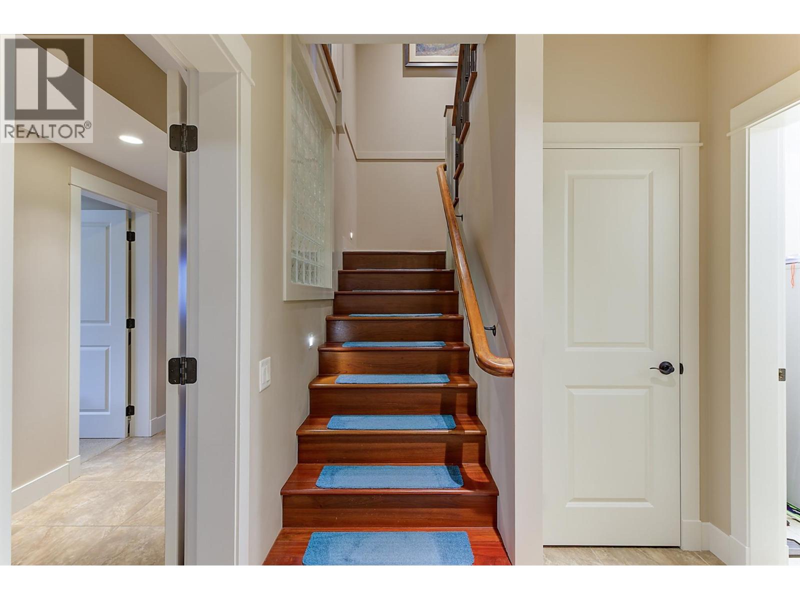 1902 Hidden Lake Place, Kelowna, British Columbia  V1V 2W8 - Photo 40 - 10391255