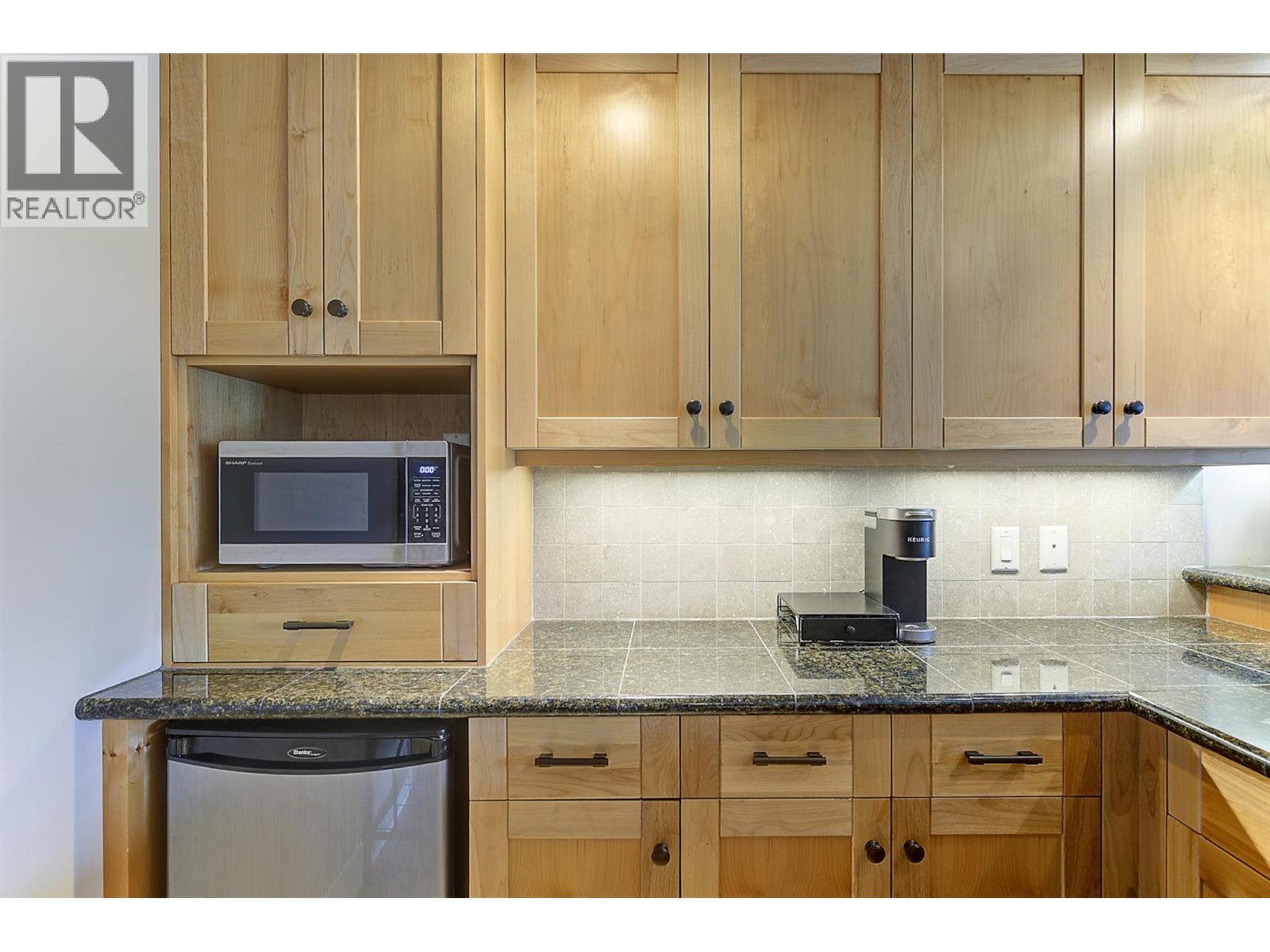 1902 Hidden Lake Place, Kelowna, British Columbia  V1V 2W8 - Photo 43 - 10391255