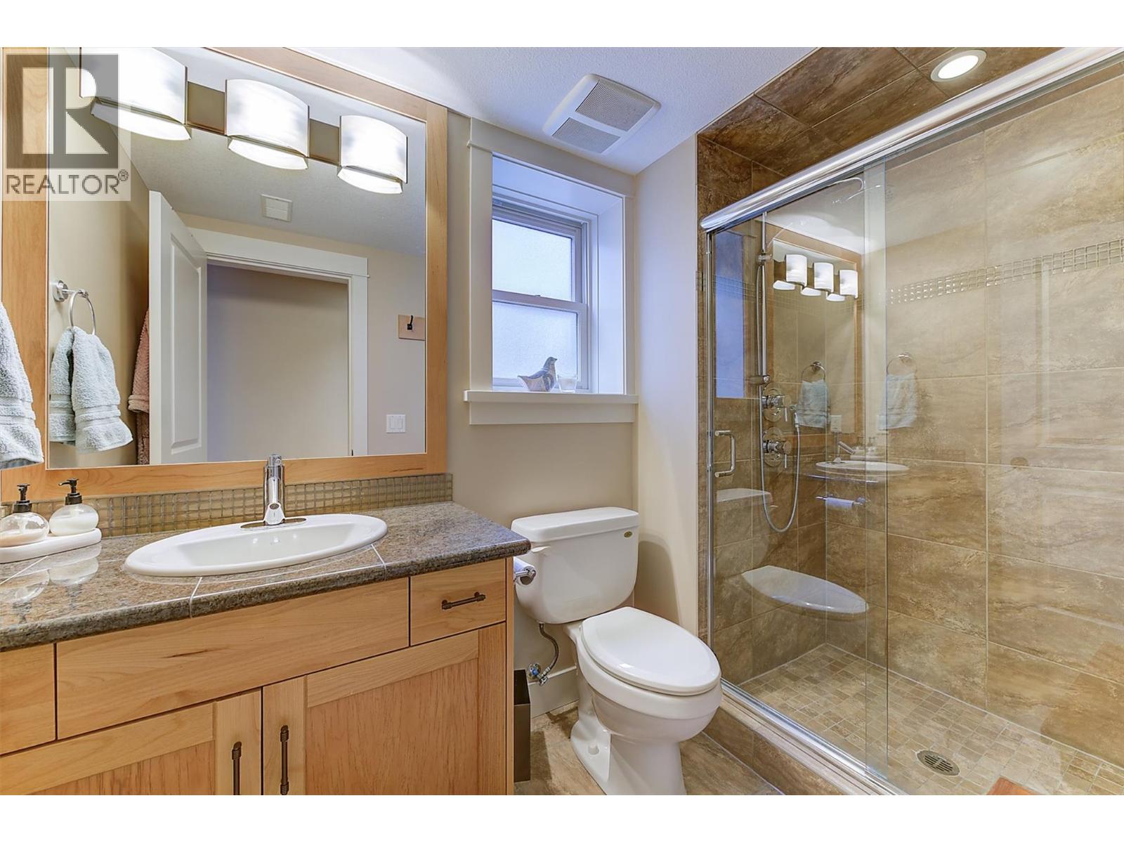 1902 Hidden Lake Place, Kelowna, British Columbia  V1V 2W8 - Photo 52 - 10391255