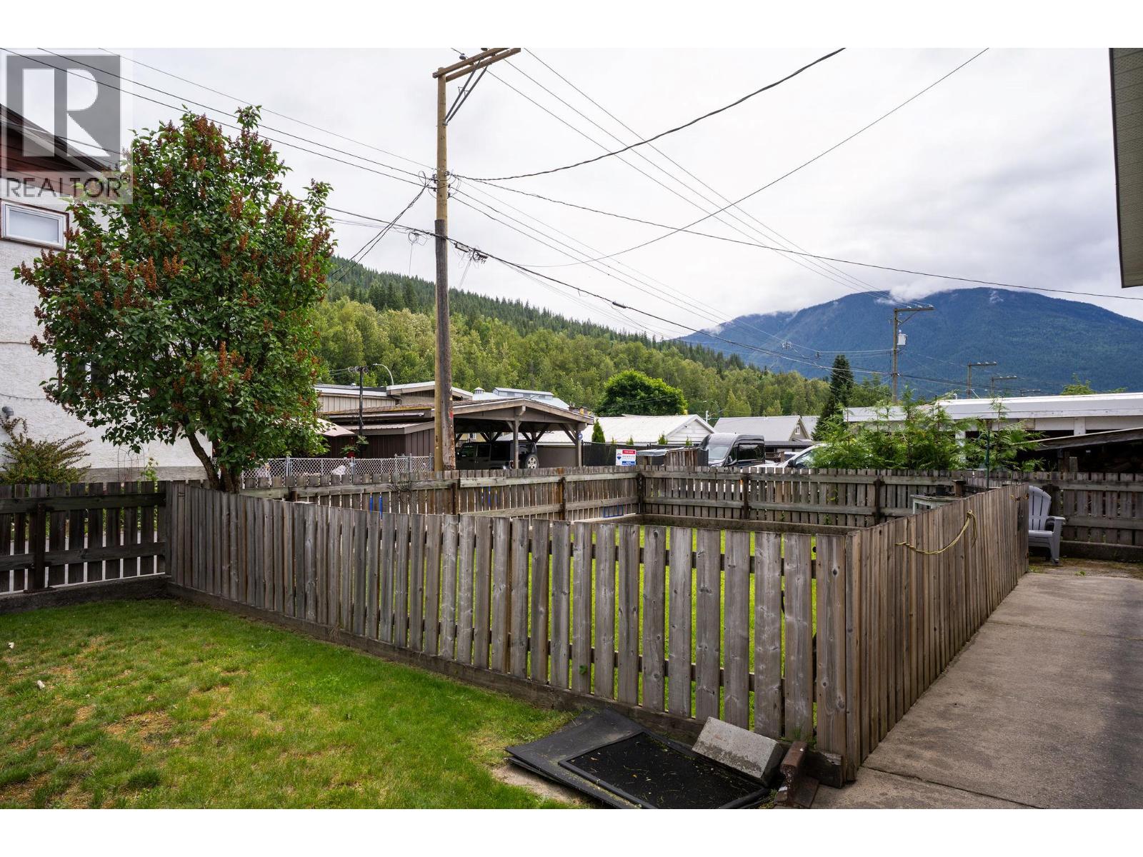 108 Ford Street, Revelstoke, British Columbia  V0E 2S0 - Photo 35 - 10391429