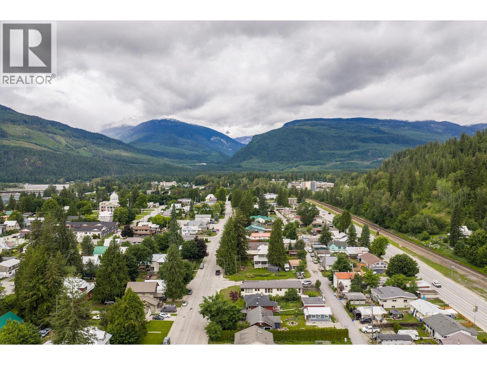 108 Ford Street, Revelstoke, British Columbia  V0E 2S0 - Photo 39 - 10391429