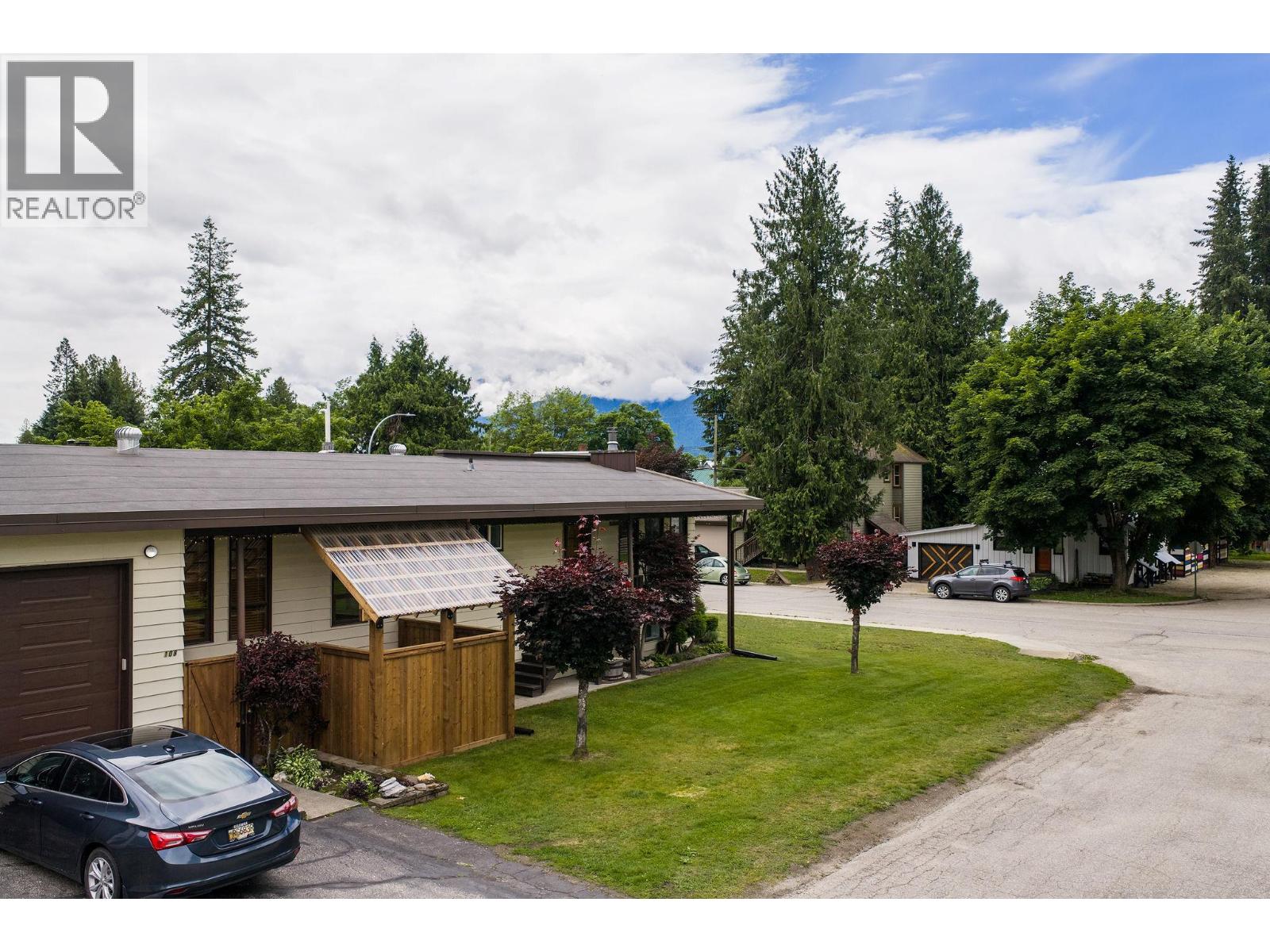 108 Ford Street, Revelstoke, British Columbia  V0E 2S0 - Photo 45 - 10391429