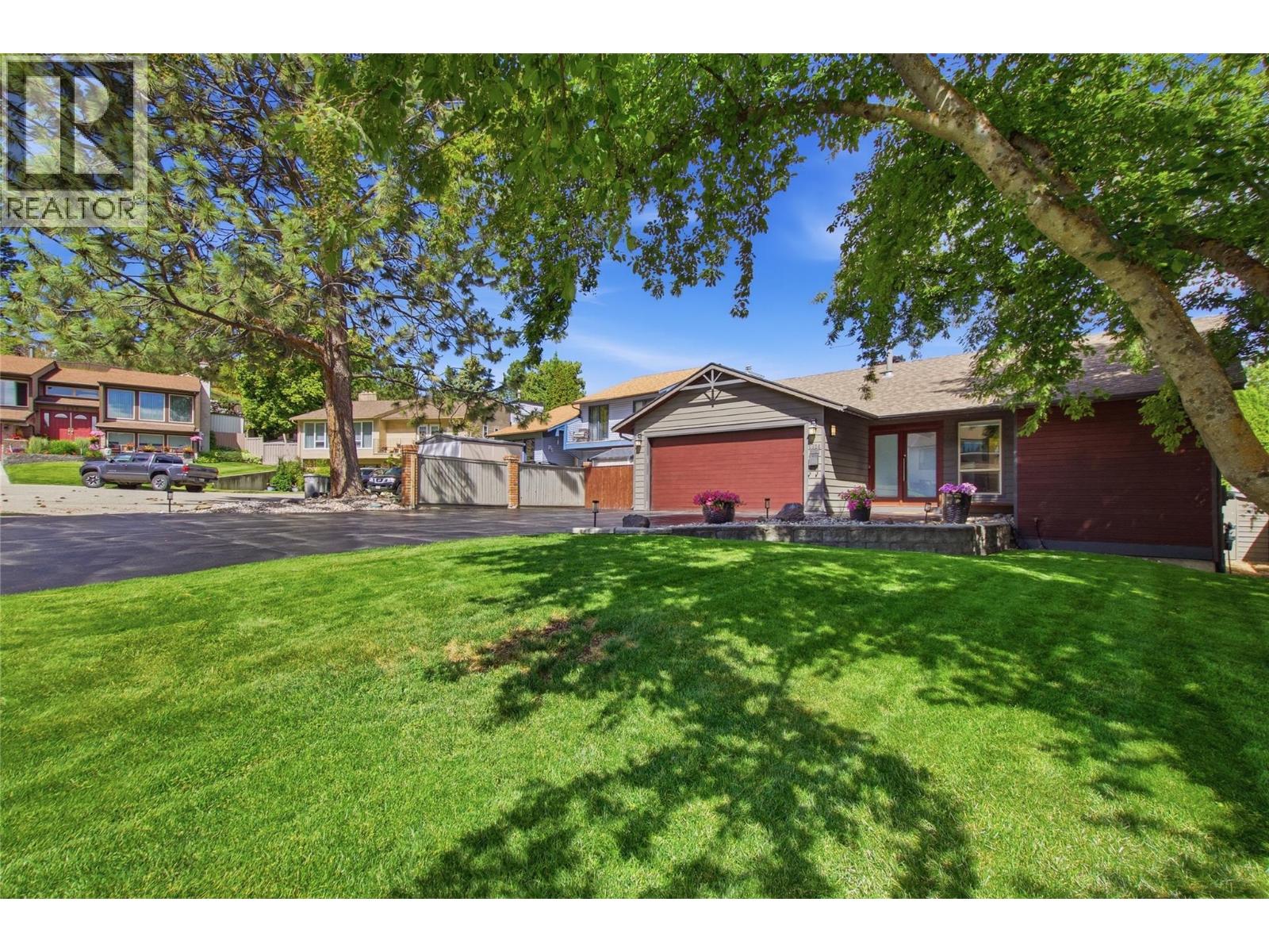 1914 Sedgewick Drive, Kamloops, British Columbia  V2E 1Z7 - Photo 3 - 10392187