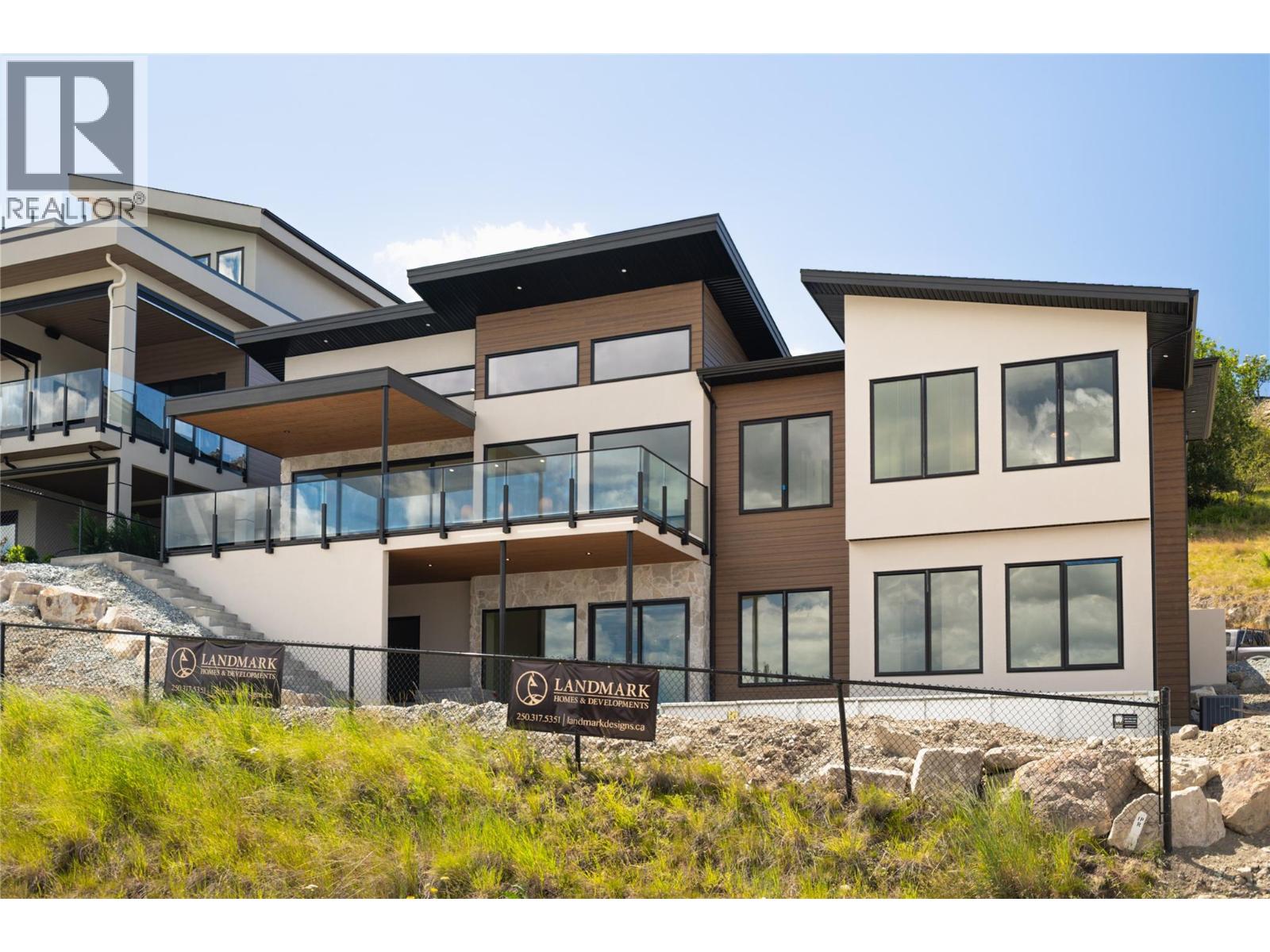 1004 Emslie Street, Kelowna, British Columbia  V1W 0C3 - Photo 28 - 10391834
