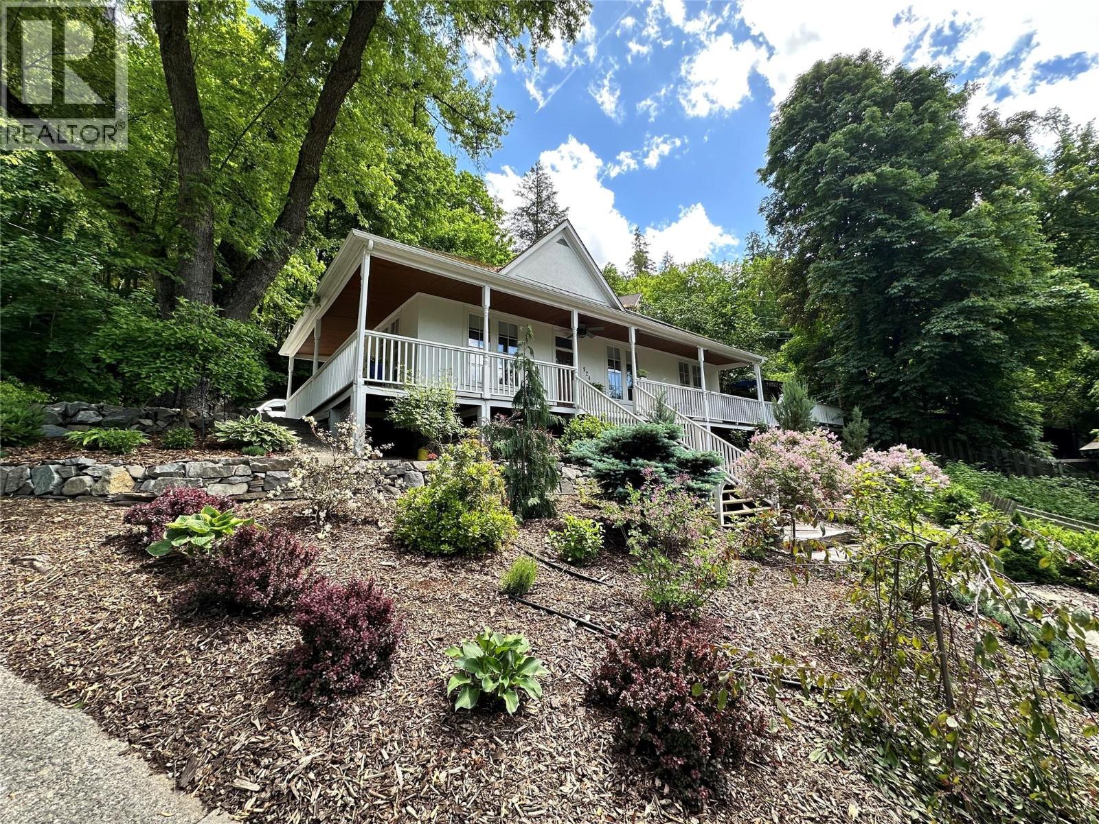 924 Vernon Street, Nelson, British Columbia  V1L 4G6 - Photo 42 - 10392116