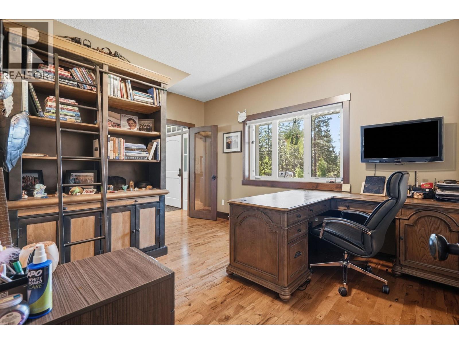 4520 13th Street S, Cranbrook, British Columbia  V1C 7A9 - Photo 46 - 10389573