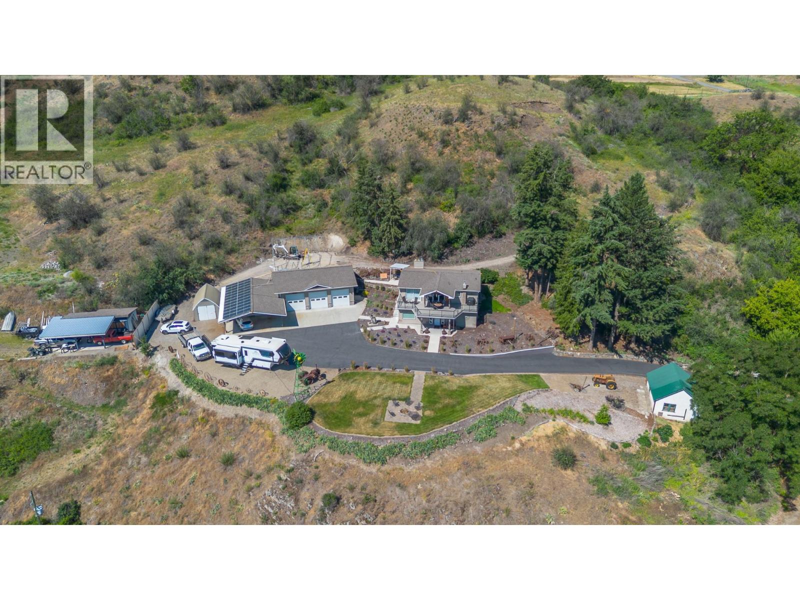 6902 Old Kamloops Road, Vernon, British Columbia  V1H 1W1 - Photo 3 - 10391718