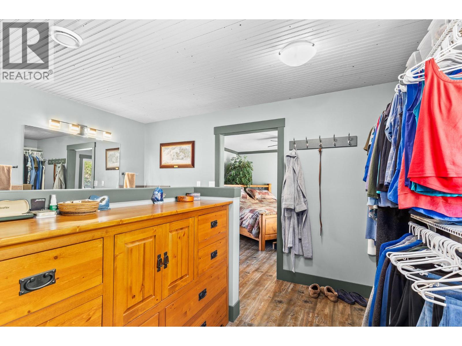 6902 Old Kamloops Road, Vernon, British Columbia  V1H 1W1 - Photo 37 - 10391718