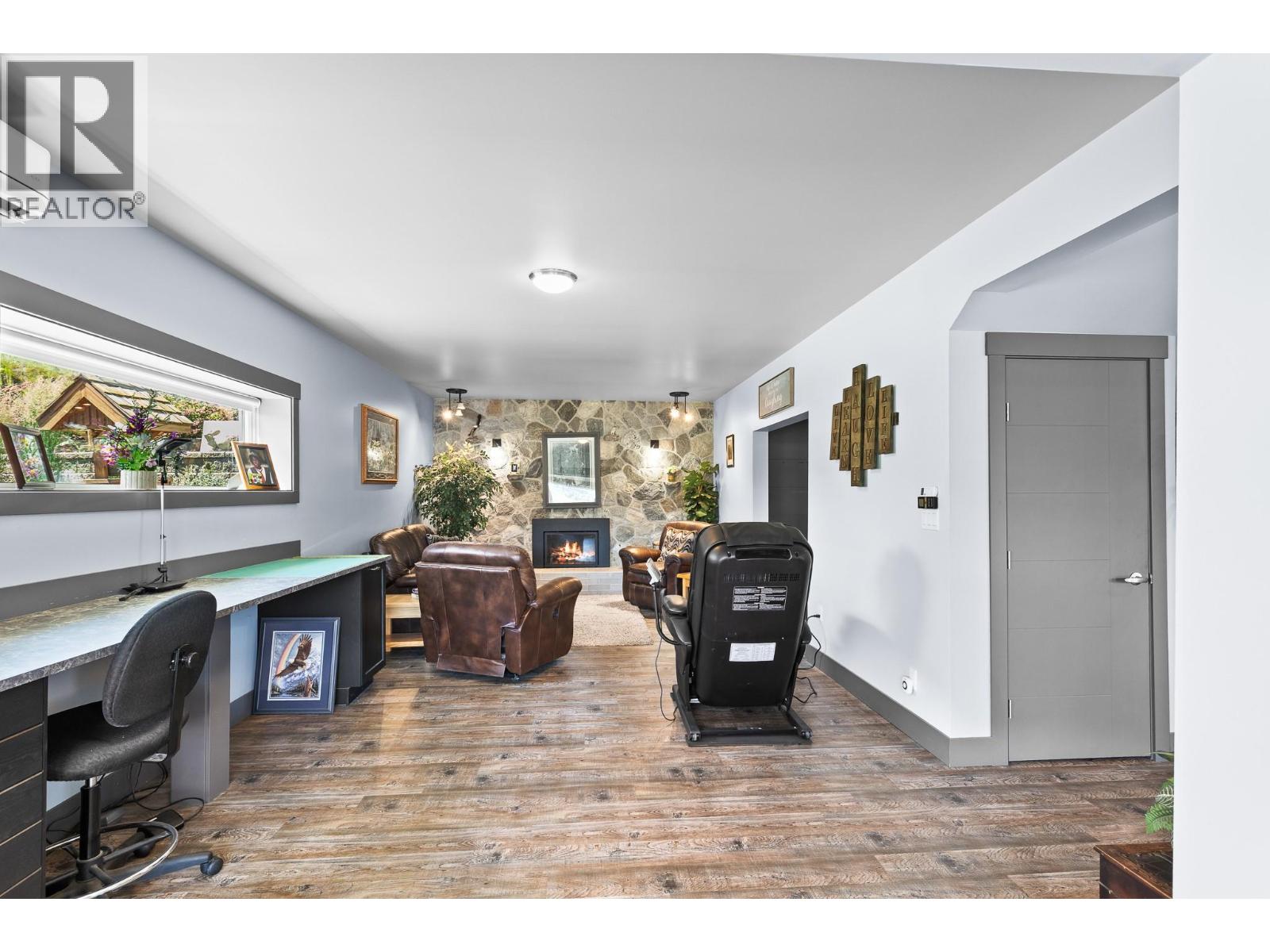 6902 Old Kamloops Road, Vernon, British Columbia  V1H 1W1 - Photo 58 - 10391718