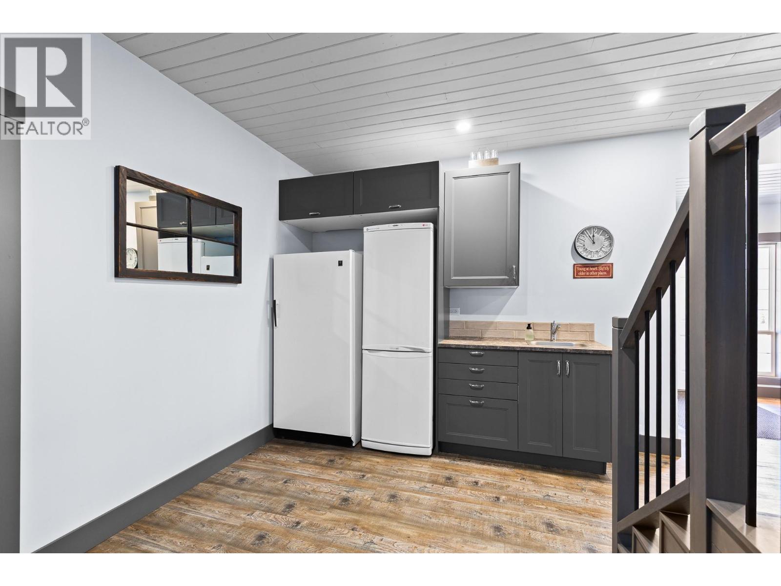 6902 Old Kamloops Road, Vernon, British Columbia  V1H 1W1 - Photo 61 - 10391718