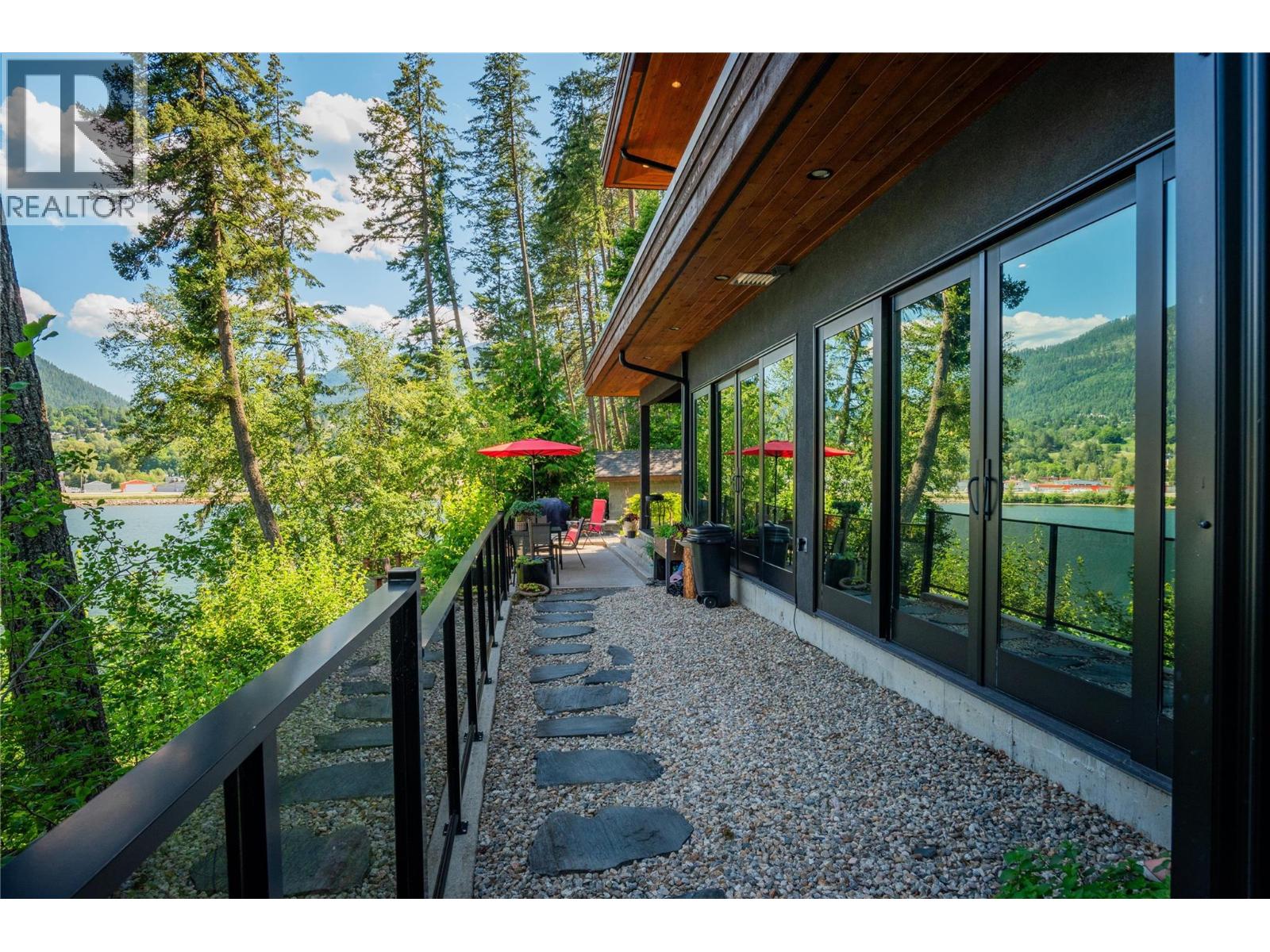 59 Johnstone Road, Nelson, British Columbia  V1L 6H9 - Photo 72 - 10392119