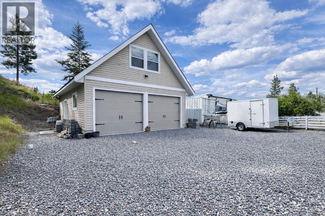 335 Billiter Avenue, Princeton, British Columbia  V0X 1W0 - Photo 2 - 10392147