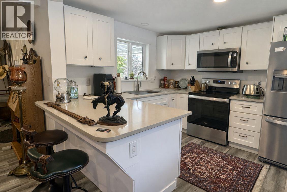 335 Billiter Avenue, Princeton, British Columbia  V0X 1W0 - Photo 5 - 10392147
