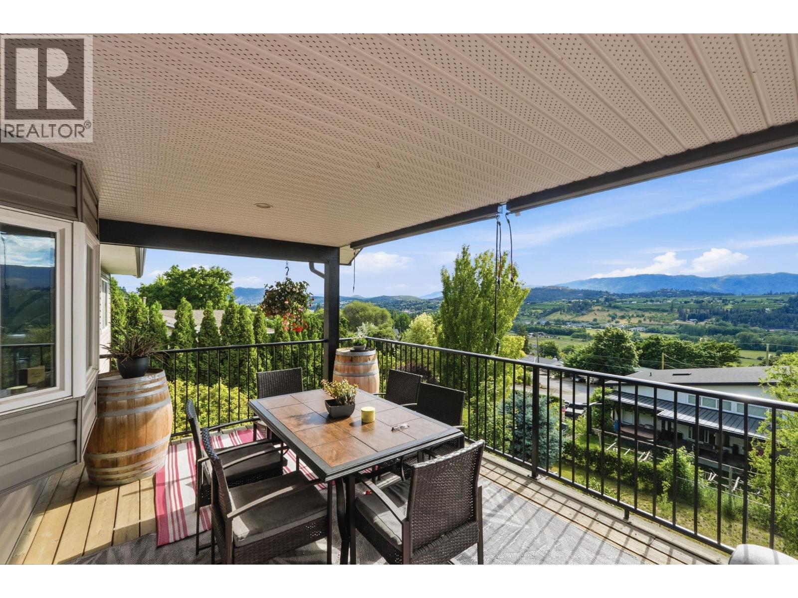 10910 Velda Road, Lake Country, British Columbia  V4V 1W7 - Photo 11 - 10391432