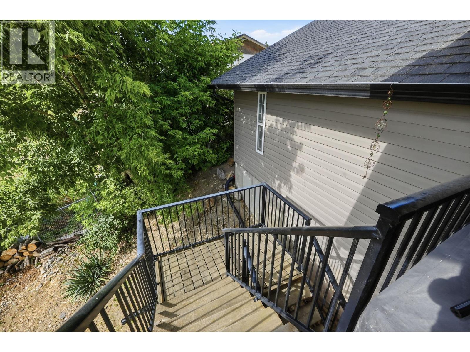 10910 Velda Road, Lake Country, British Columbia  V4V 1W7 - Photo 14 - 10391432