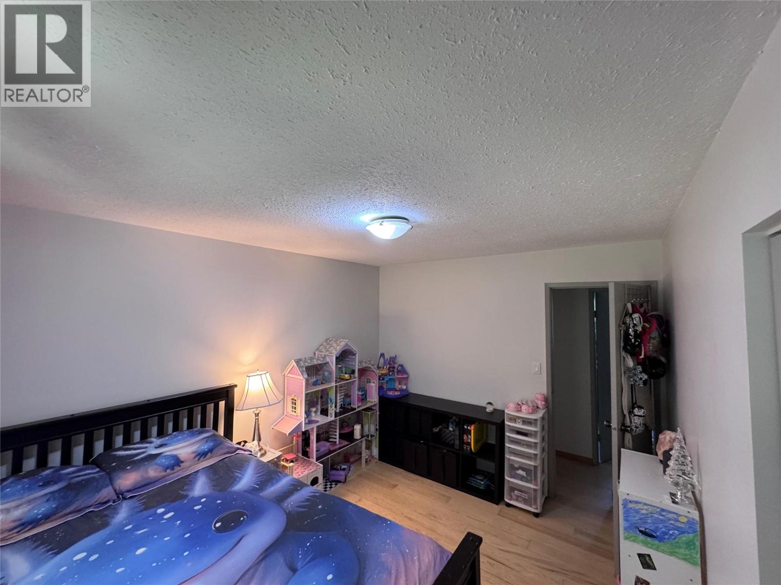 725 3 Highway, Christina Lake, British Columbia  V0H 1E0 - Photo 16 - 10392055