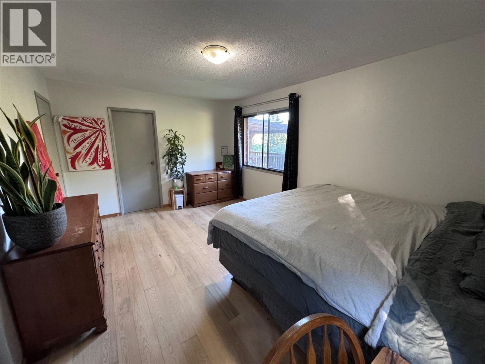 725 3 Highway, Christina Lake, British Columbia  V0H 1E0 - Photo 20 - 10392055