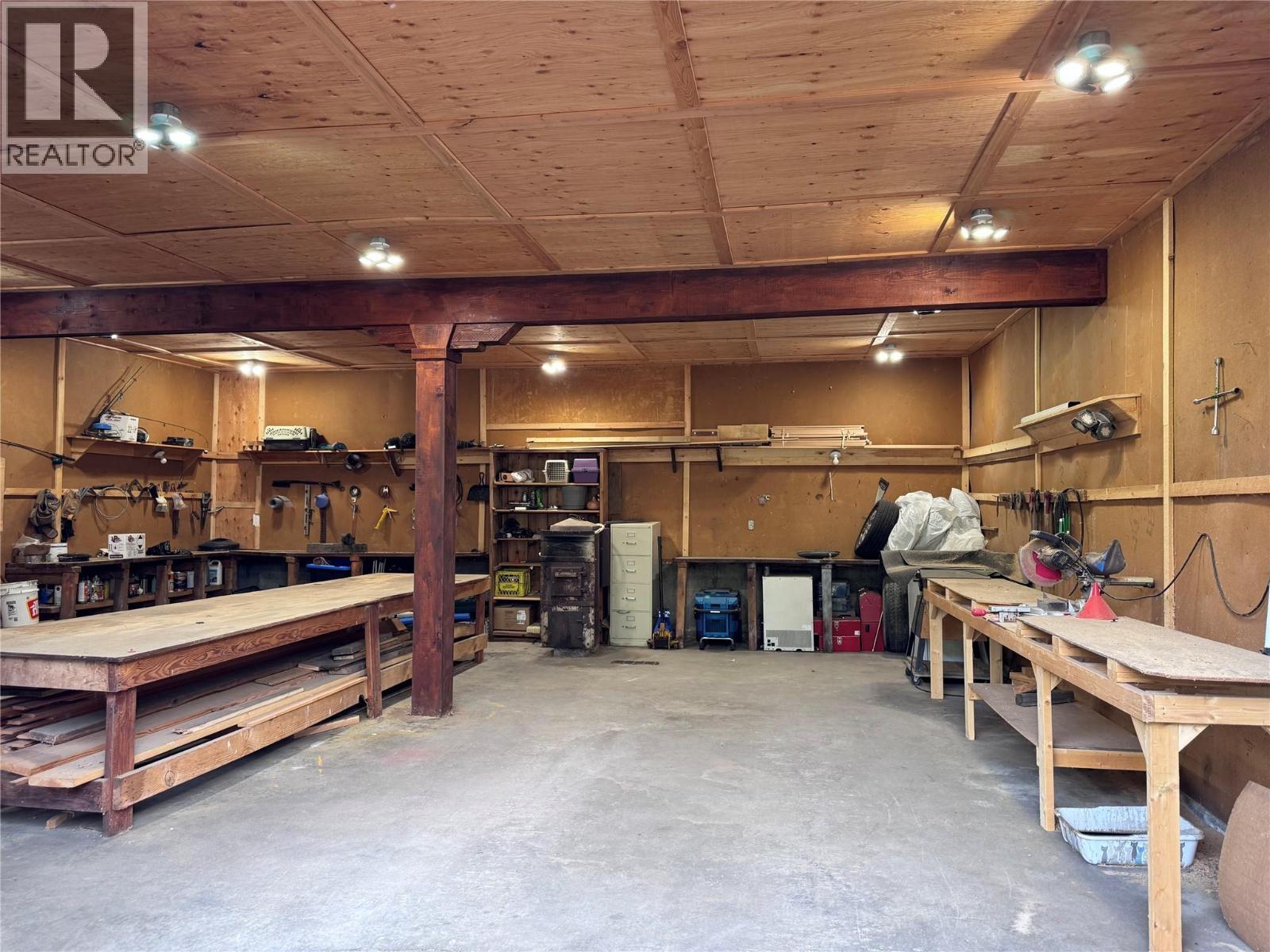 725 3 Highway, Christina Lake, British Columbia  V0H 1E0 - Photo 34 - 10392055