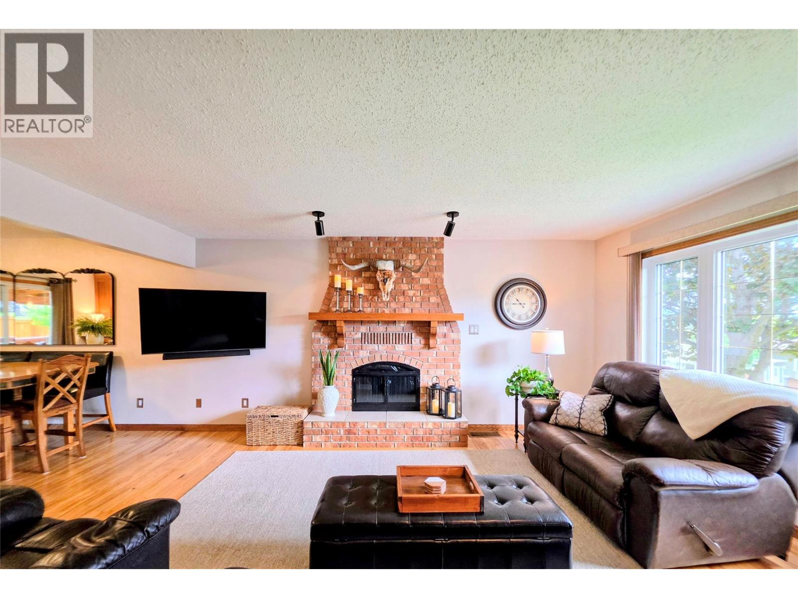 201 Birch Drive, Cranbrook, British Columbia  V1C 5X9 - Photo 5 - 10392131