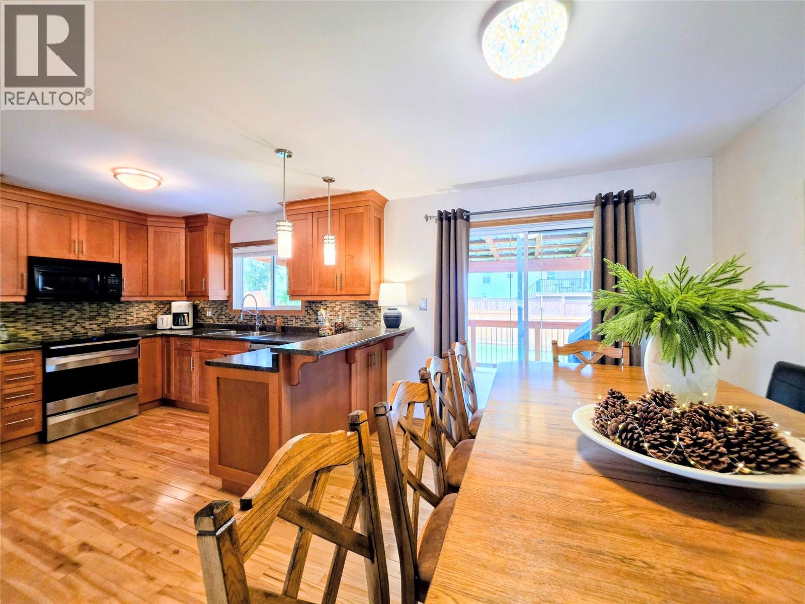 201 Birch Drive, Cranbrook, British Columbia  V1C 5X9 - Photo 6 - 10392131