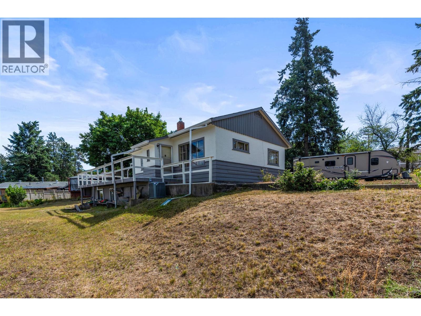 1801 39 Avenue, Vernon, British Columbia  V1T 3A6 - Photo 13 - 10392190