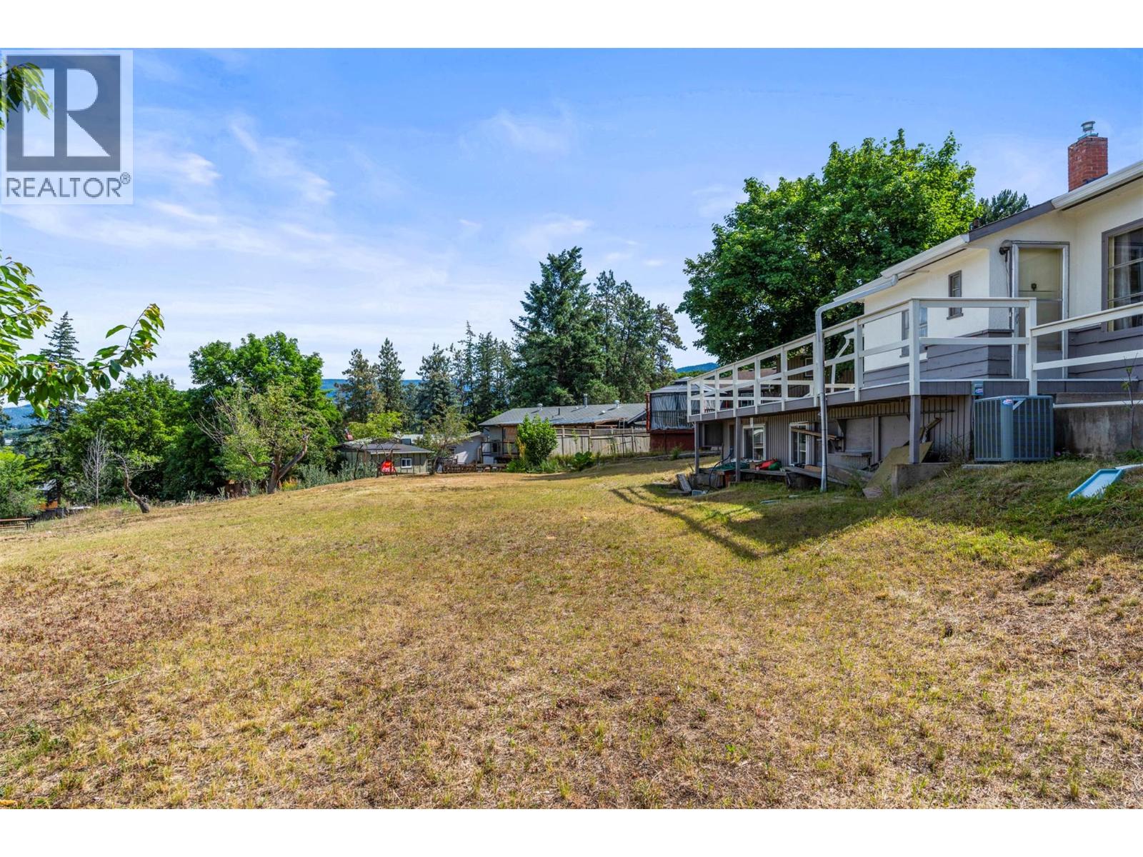 1801 39 Avenue, Vernon, British Columbia  V1T 3A6 - Photo 14 - 10392190