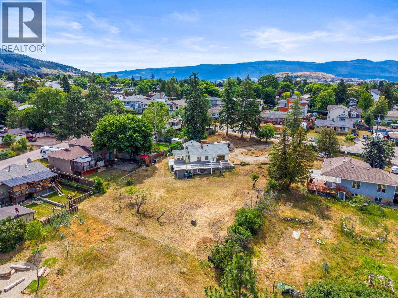 1801 39 Avenue, Vernon, British Columbia  V1T 3A6 - Photo 4 - 10392190