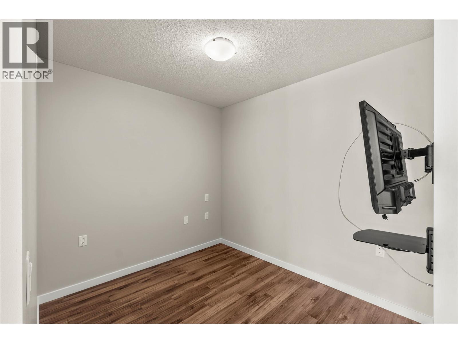 375 Cherry Avenue Unit# 409, Kamloops, British Columbia  V2B 2R8 - Photo 4 - 10392106