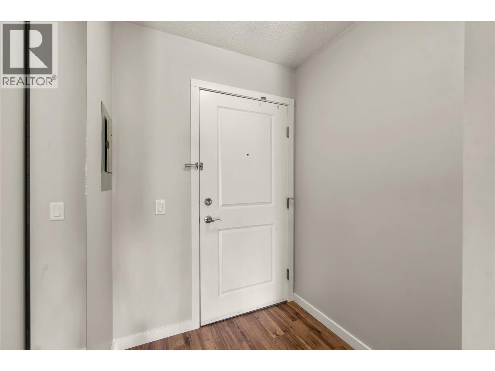 375 Cherry Avenue Unit# 409, Kamloops, British Columbia  V2B 2R8 - Photo 5 - 10392106