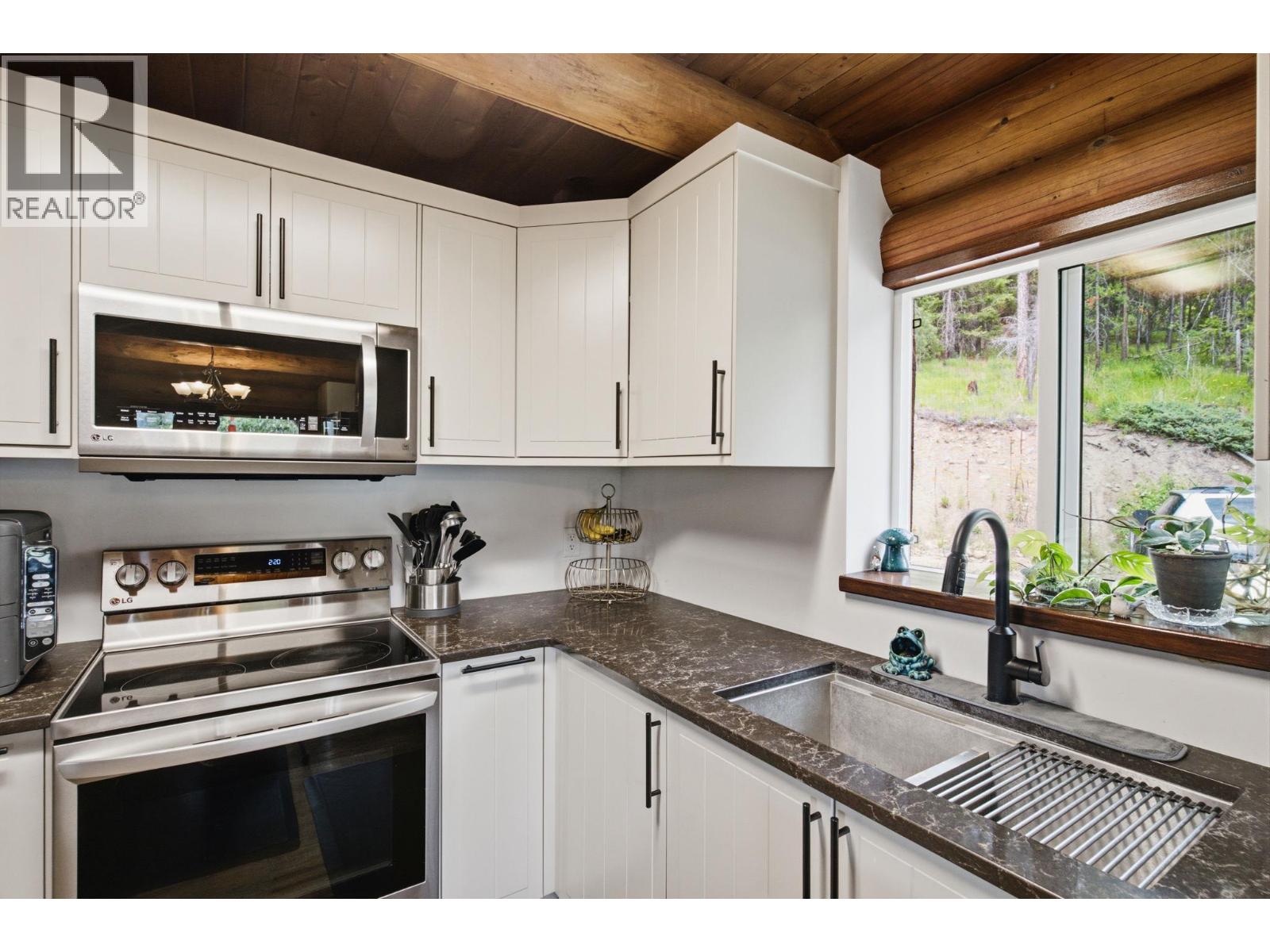 1822 Cardinal Creek Road, Kelowna, British Columbia  V1P 1J3 - Photo 11 - 10391684
